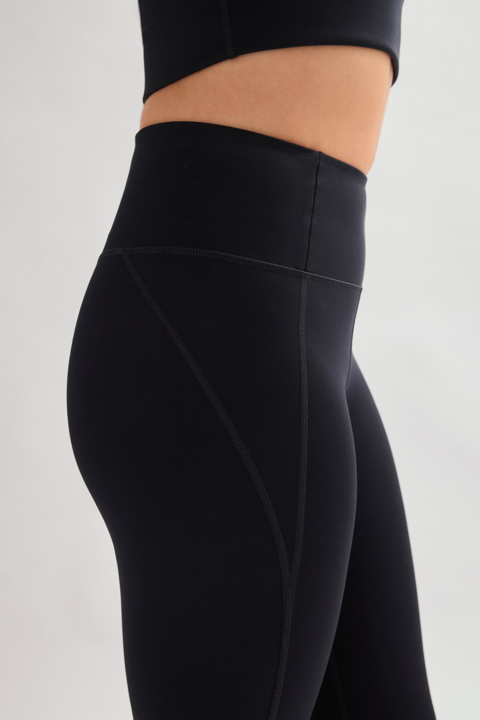 Legging noir de compression taille haute