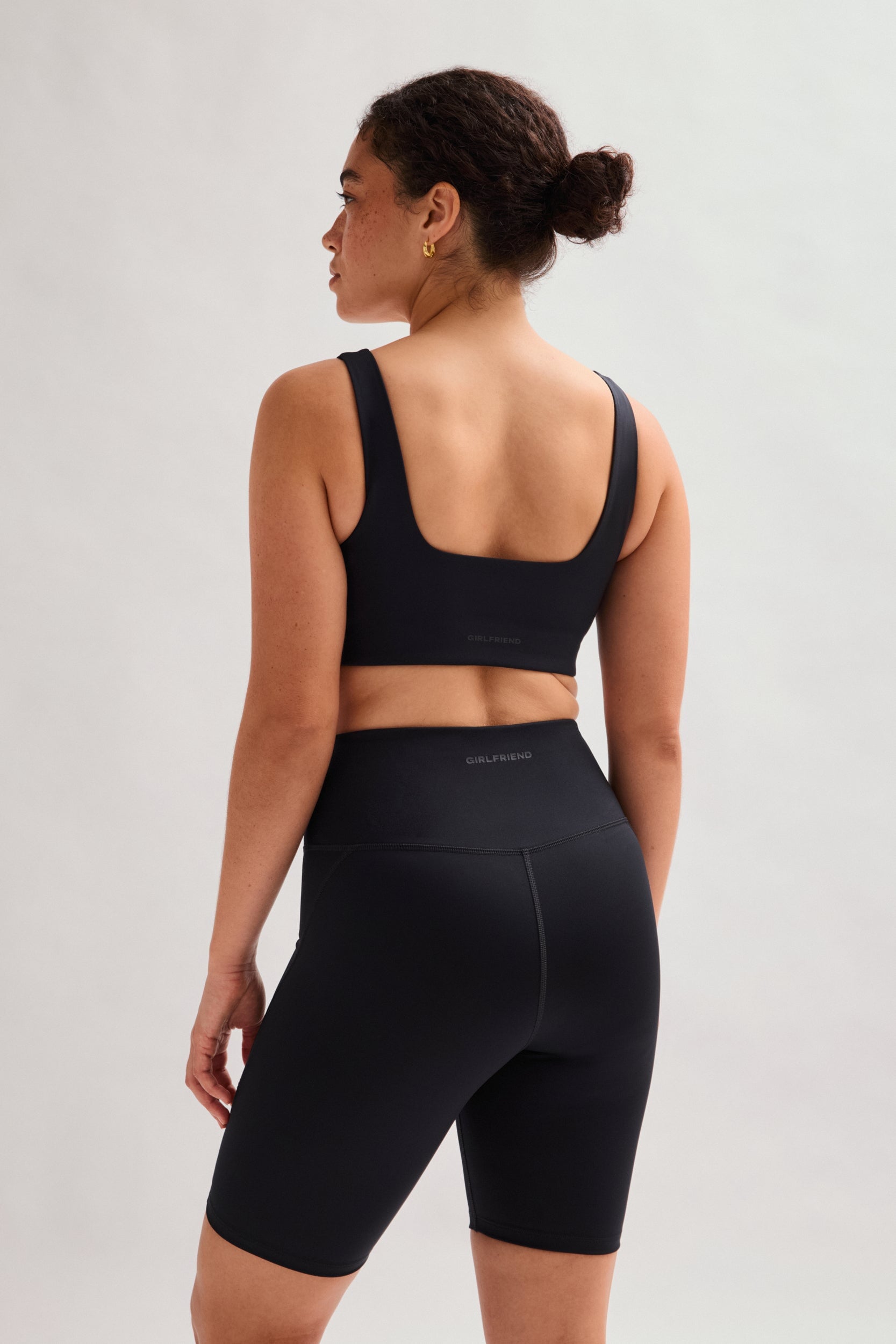 Short de cyclisme noir taille haute