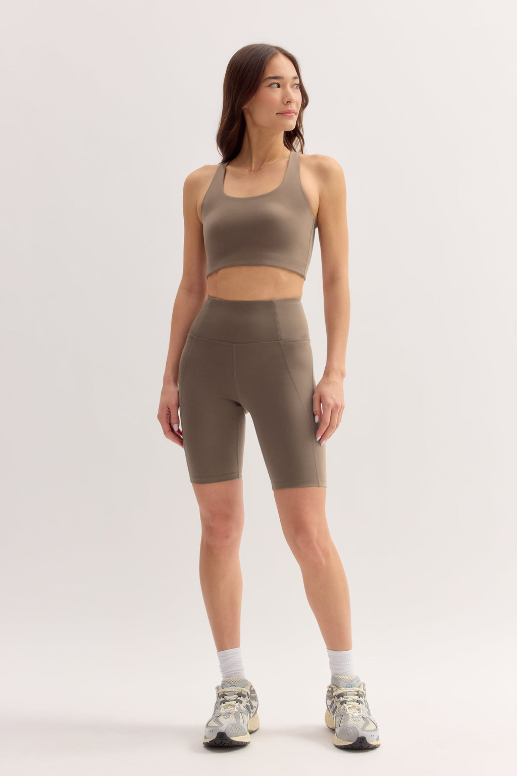 Short cycliste taille haute, coloris pierre