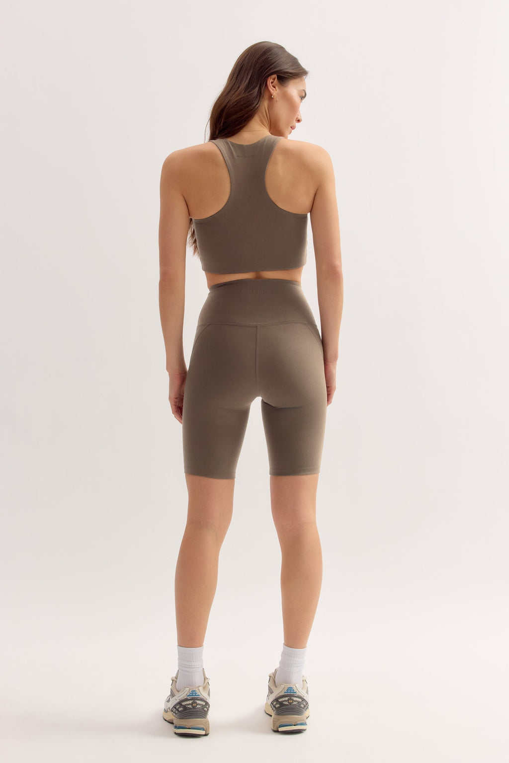 Short cycliste taille haute, coloris pierre