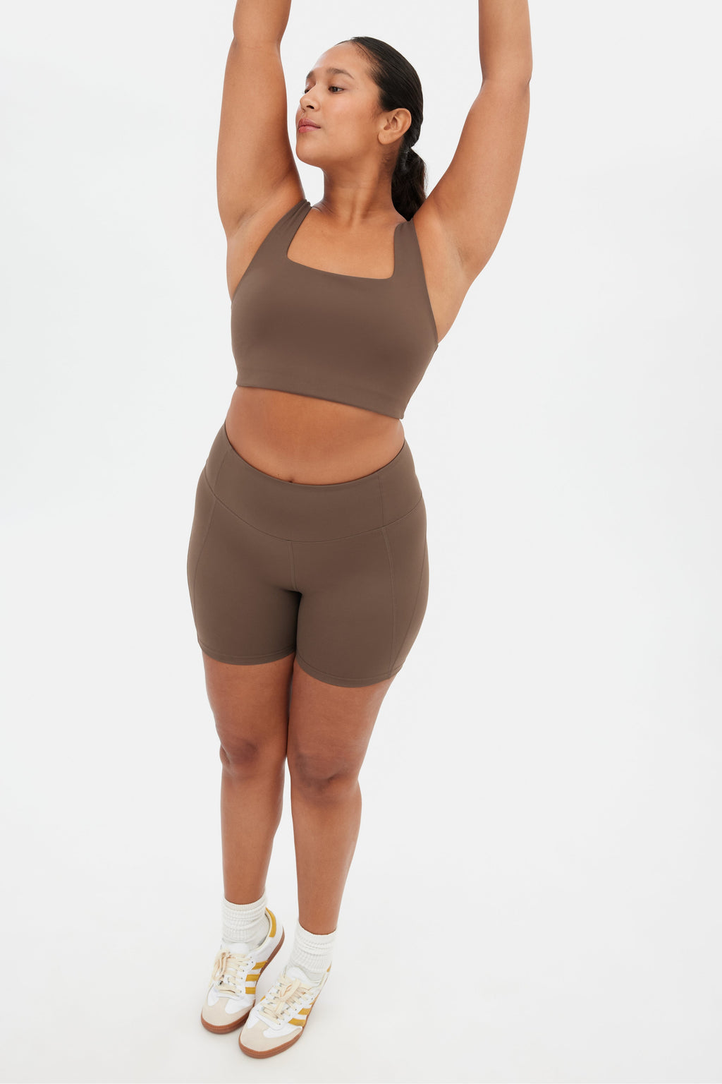 Short de course taille haute