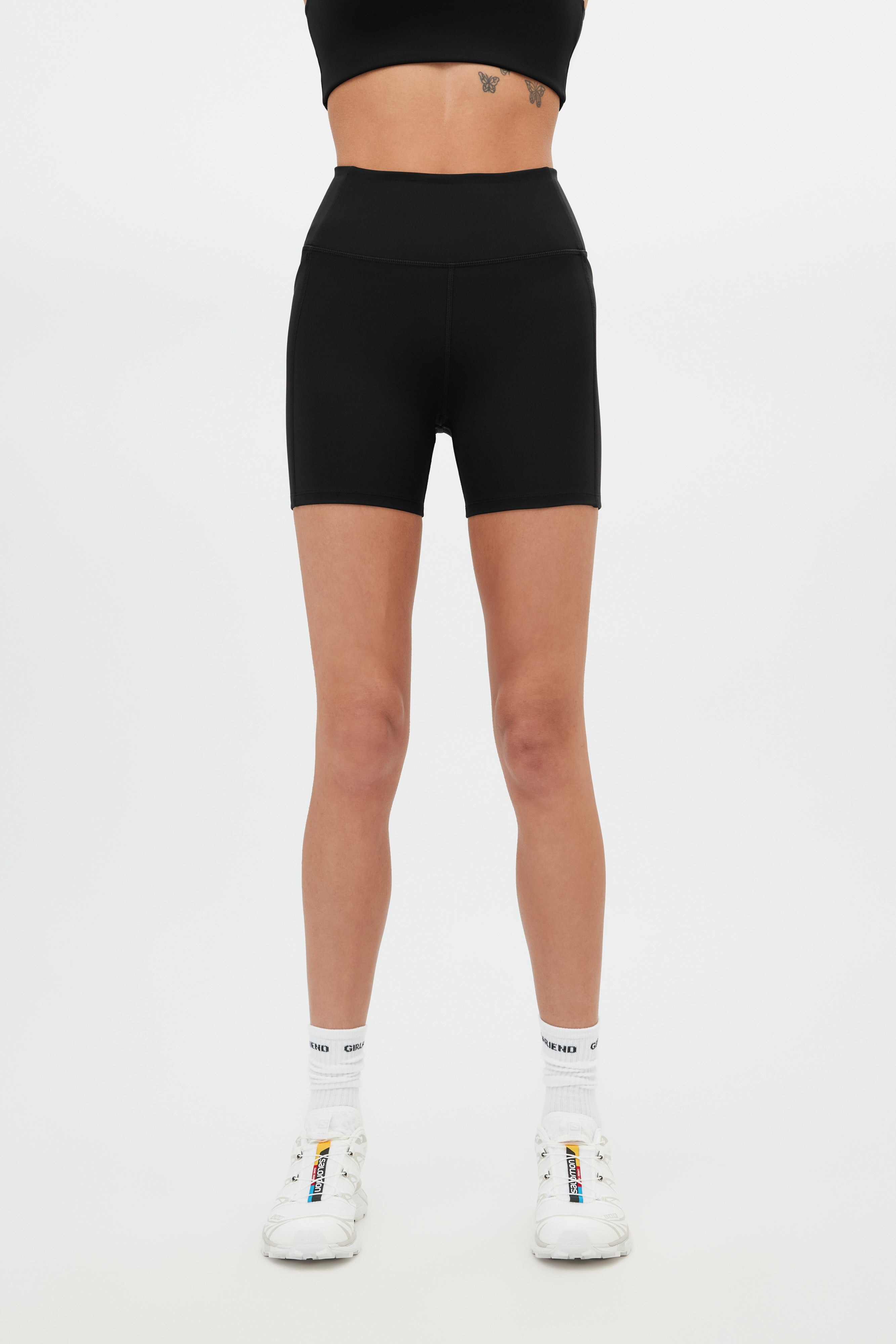 Short de running noir compressif avec poche
