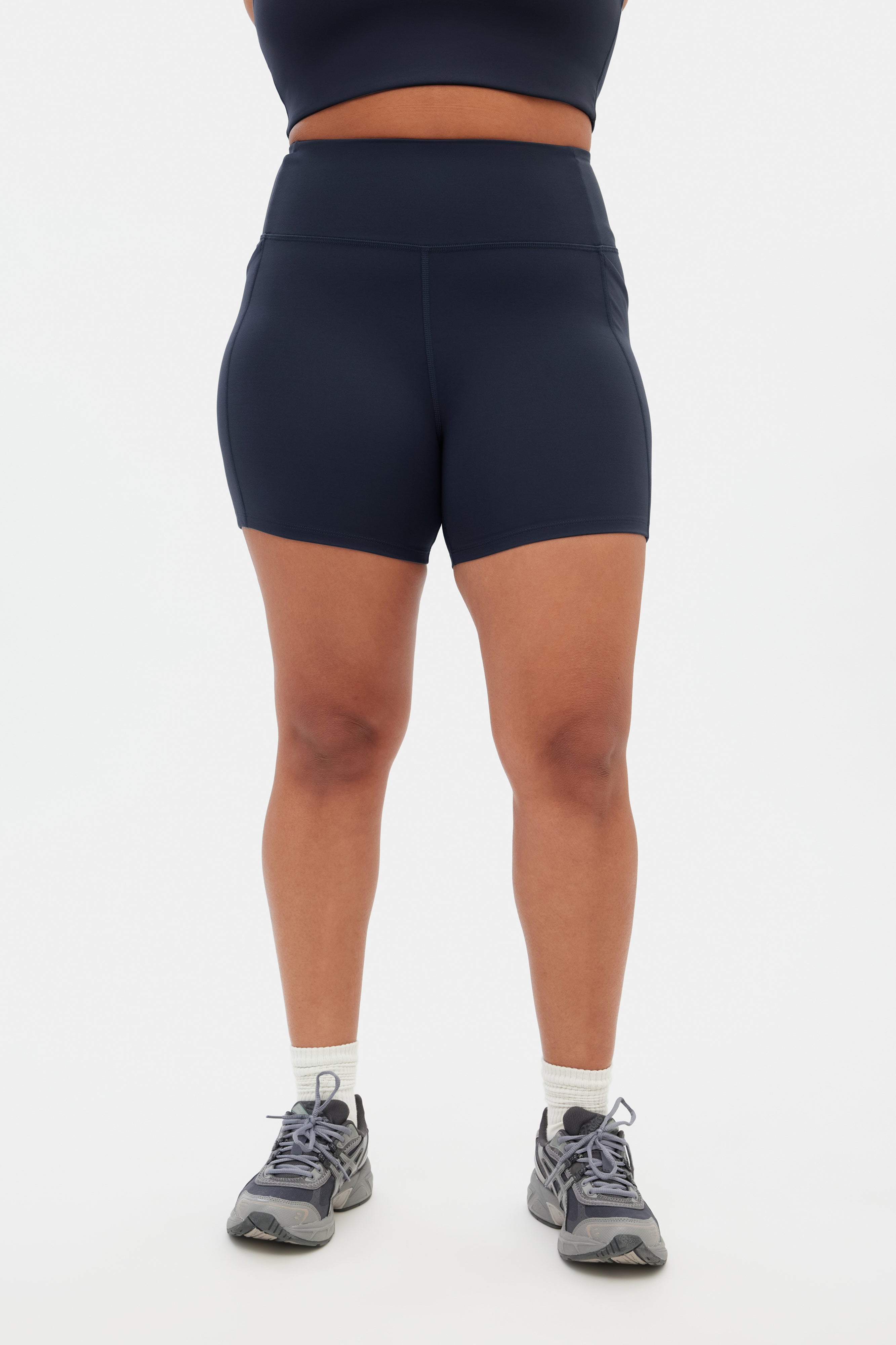 Short de course compressif avec poches