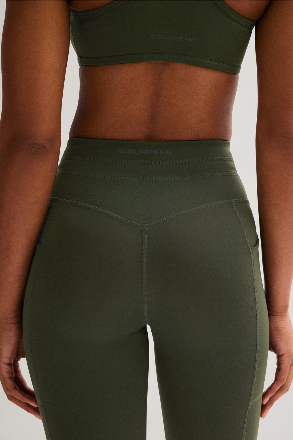 Legging de compression à cordon et poche plaquée