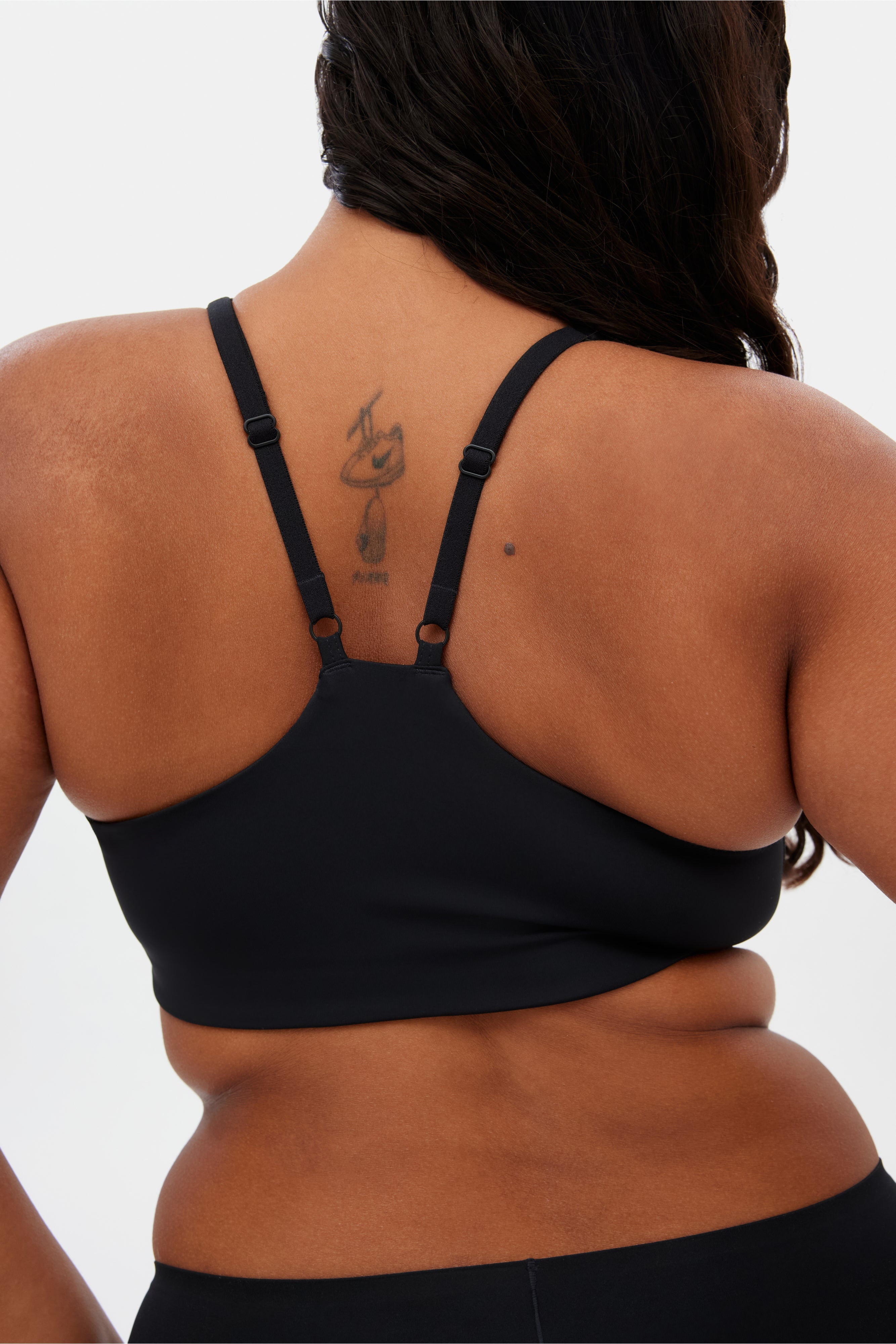 Brassière noire col en V