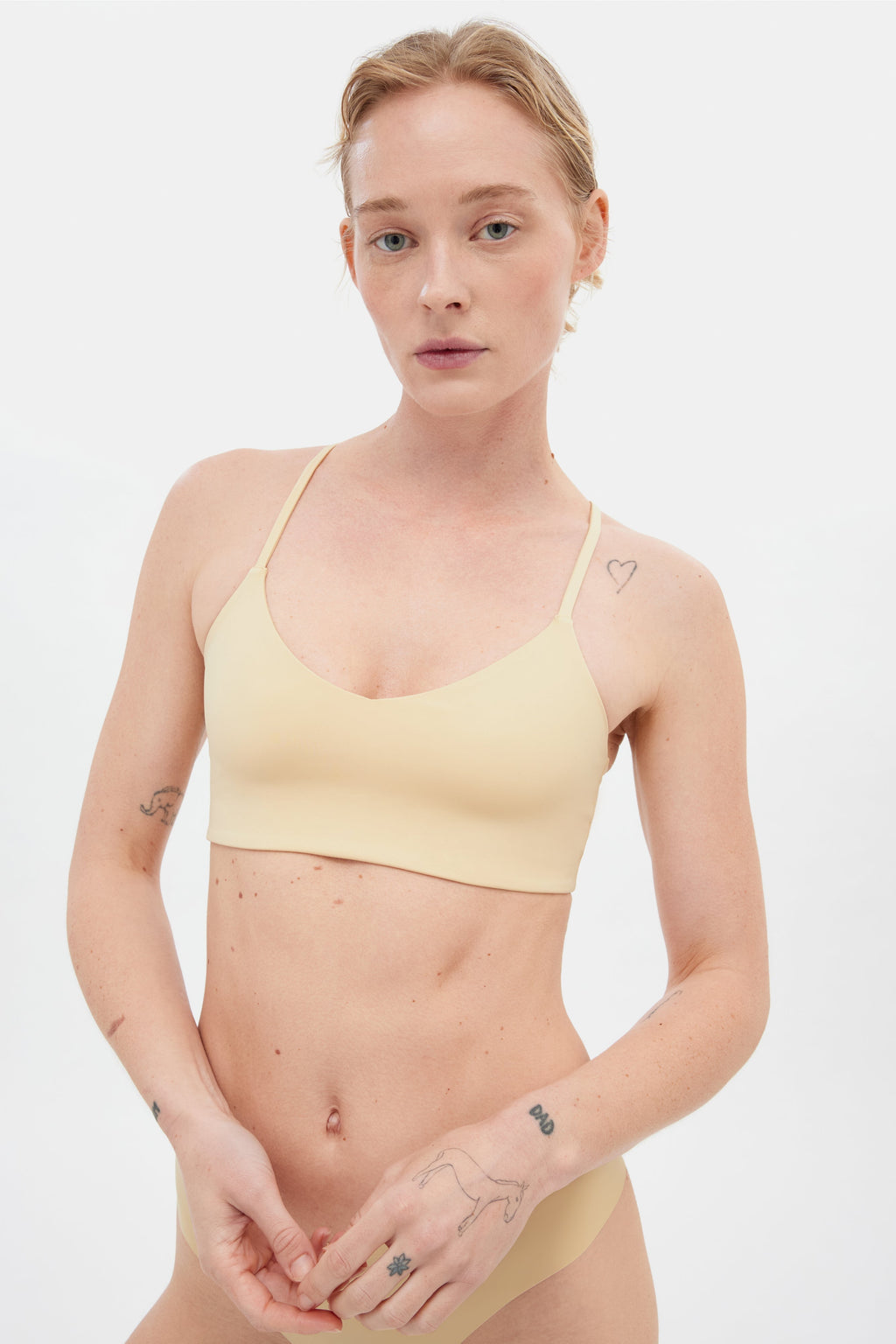 Brassière décolleté en V