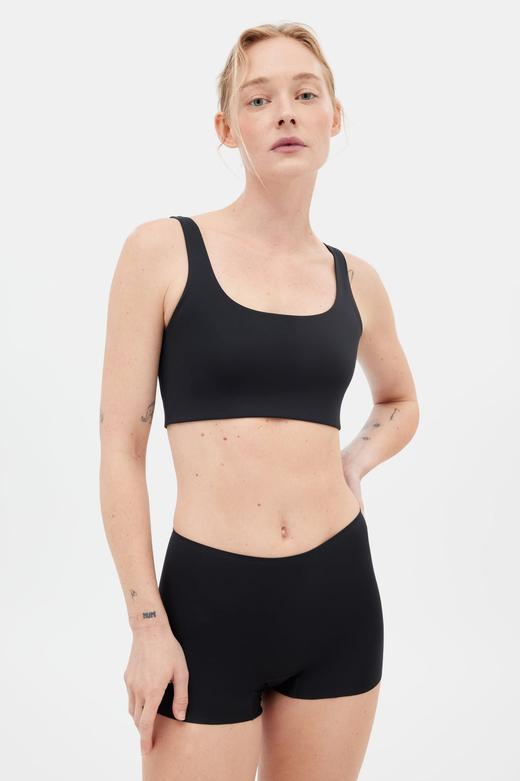 Brassière noire échancrée